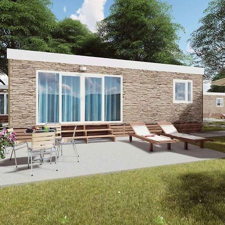 Mobilehomes In Sirmione/Gardasee 22177 المظهر الخارجي الصورة