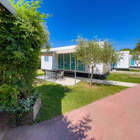 Mobilehomes In Sirmione/Gardasee 22177 المظهر الخارجي الصورة