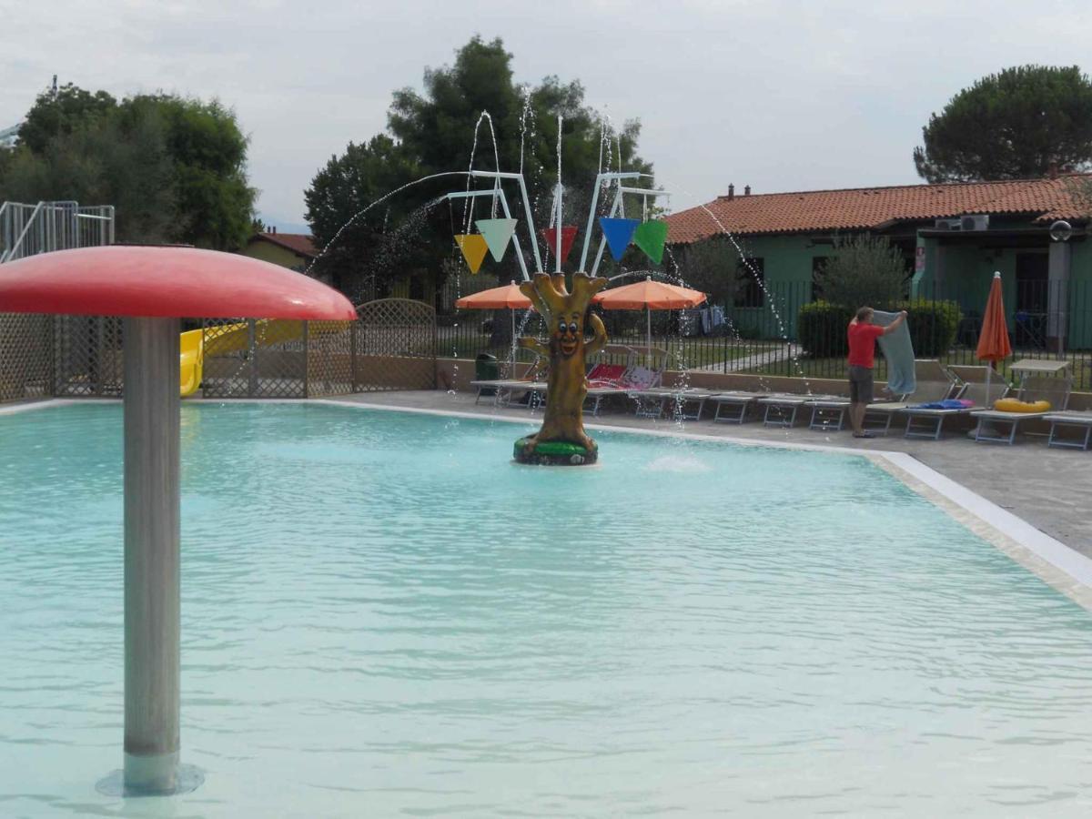 Mobilehomes In Sirmione/Gardasee 22177 المظهر الخارجي الصورة