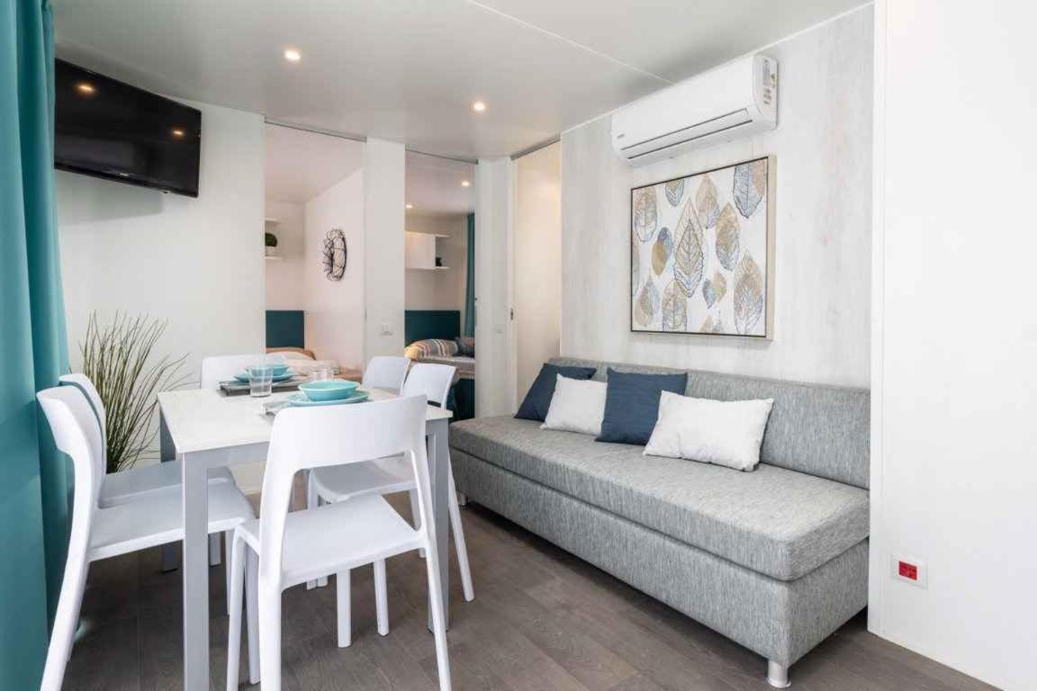 Mobilehomes In Sirmione/Gardasee 22177 المظهر الخارجي الصورة