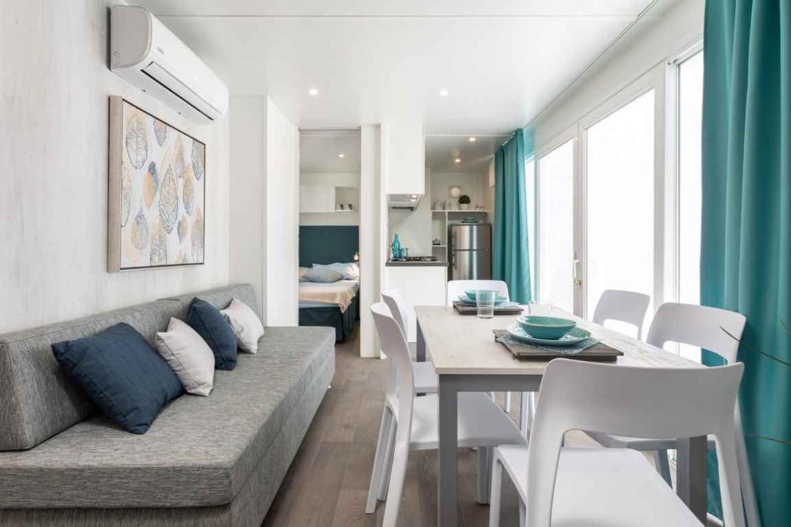 Mobilehomes In Sirmione/Gardasee 22177 المظهر الخارجي الصورة